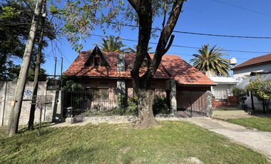 Casa de 4 amb. a la venta en Ezeiza a pocos mts de la Autopista