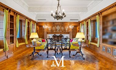 Casa quinta estilo Tudor Ingles Mansion con pileta, gimnasio, jardin y vista al rio 6 dormitorios