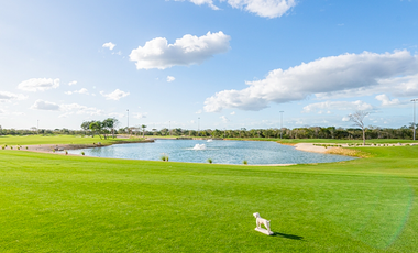 Residencia lista para entrega en campo de golf