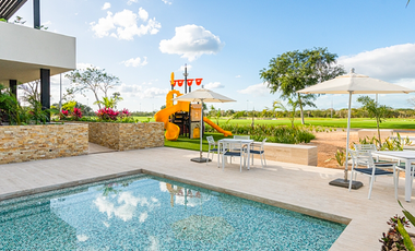 Residencia lista para entrega en campo de golf