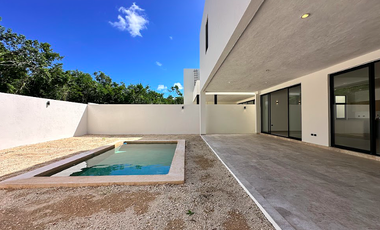 Residencia lista para entrega en campo de golf