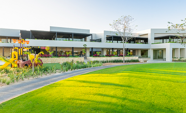 Residencia lista para entrega en campo de golf