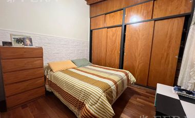 Venta de casa 3 ambientes con cochera en Wilde