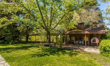 casa quinta en Mashwitz Los Naranjos 9775m2 de lote casa principal, pileta