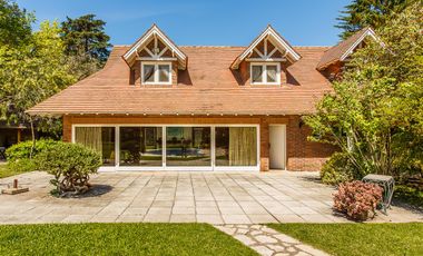 casa quinta en Mashwitz Los Naranjos 9775m2 de lote casa principal, pileta