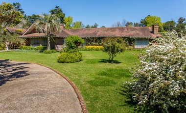 casa quinta en Mashwitz Los Naranjos 9775m2 de lote casa principal, pileta