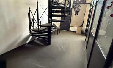 ALQUILER DE DEPOSITO  DE 1351 M2 CON OFICINAS EQUIPADAS  EN BOEDO