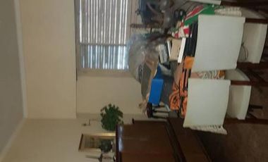 Amplia casa con 5 dormitorios, patio y terraza