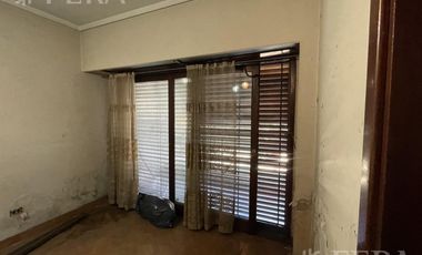 Venta casa 5 ambientes con cochera en Wilde