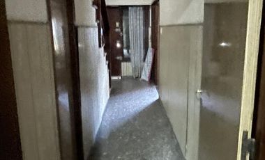 Venta casa 5 ambientes con cochera en Wilde