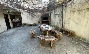 Venta casa 5 ambientes con cochera en Wilde