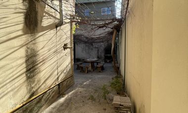 Venta casa 5 ambientes con cochera en Wilde