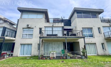 Venta - Departamento 3 ambientes en Complejo Solar Azul - Sobre calle Saraví