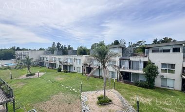 Venta - Departamento 3 ambientes en Complejo Solar Azul - Sobre calle Saraví