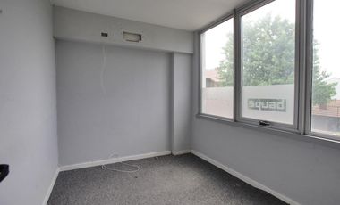 Edificio Comercial - 2 plantas de oficinas  - Acassuso Fondo de la Legua y Panamericana