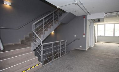 Edificio Comercial - 2 plantas de oficinas  - Acassuso Fondo de la Legua y Panamericana