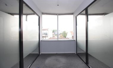 Edificio Comercial - 2 plantas de oficinas  - Acassuso Fondo de la Legua y Panamericana