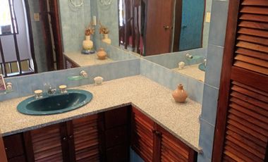 Excelente Casa Equipada para 7 pers. con gran parque - San Pedro Centro