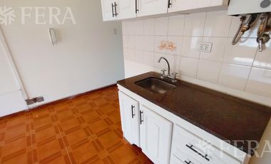 Venta PH 4 ambientes con balcón en Villa Dominico