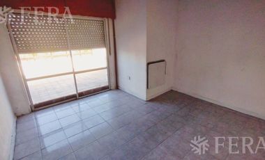 Venta PH 4 ambientes con balcón en Villa Dominico