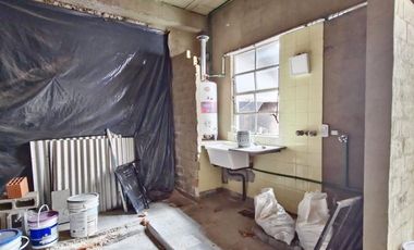 CASA 5 AMB - VENTA - Santos Lugares