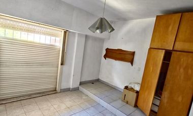 CASA 5 AMB - VENTA - Santos Lugares