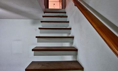 CASA 5 AMB - VENTA - Santos Lugares