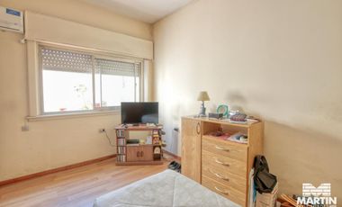 Venta en block, dos PH al fondo - Olivos