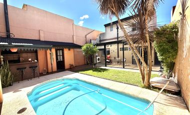 PH 4 AMBIENTES CON JARDIN Y PILETA