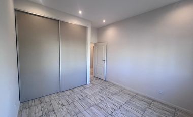 Casa en Venta Haras Santa Maria-Desarrollada en 1 planta-4 Dormitorios-Seguridad-Colegio-Deportes