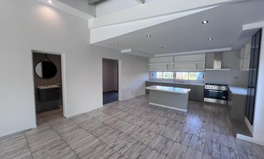 Casa en Venta Haras Santa Maria-Desarrollada en 1 planta-4 Dormitorios-Seguridad-Colegio-Deportes