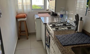 Departamento luminoso 2 ambientes con balcón - San Fernando -Vias a Libert.