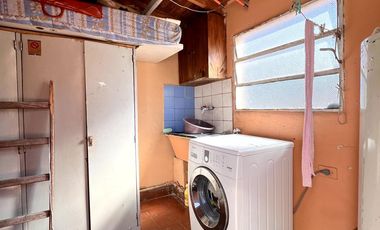 Venta casa 4 ambientes con cochera en Wilde