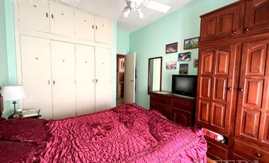 Venta casa 4 ambientes con cochera en Wilde