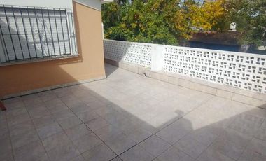 PH PARA DOS FAMILIAS O INVERSOR VENTA  Marco Avellaneda  1781 REMEDIOS DE ESCALADA