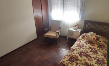 PH PARA DOS FAMILIAS O INVERSOR VENTA  Marco Avellaneda  1781 REMEDIOS DE ESCALADA