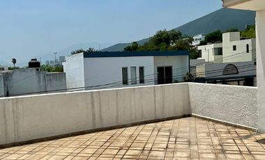 CASA RENTA CUMBRES 4to SECTOR