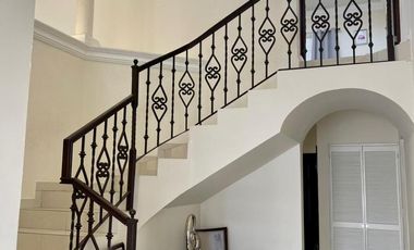 CASA RENTA CUMBRES 4to SECTOR