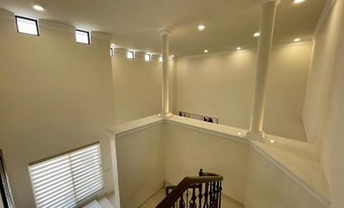 CASA RENTA CUMBRES 4to SECTOR