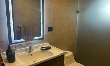 Casa en Talagante: Espacio y Estilo en 5000m²