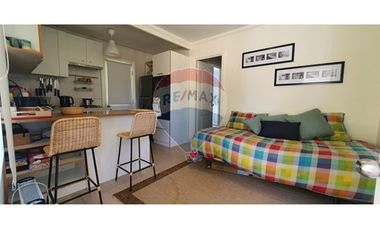 Linda parcela Orilla Lago, piscina, quincho y más!