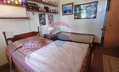 Diego de Almagro / Amapolas