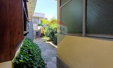 Diego de Almagro / Amapolas