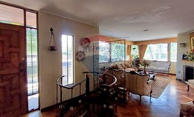 Diego de Almagro / Amapolas