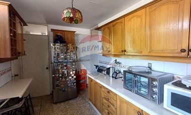 Diego de Almagro / Amapolas