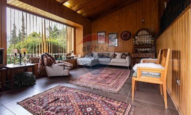 Gran casa amoblada a 8 minutos de Nido de Águilas