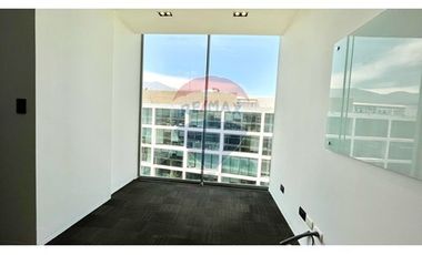 ESPECTACULAR OFICINA EN EL CORAZON DE LA DEHESA