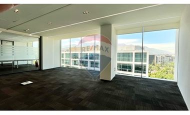 ESPECTACULAR OFICINA EN EL CORAZON DE LA DEHESA