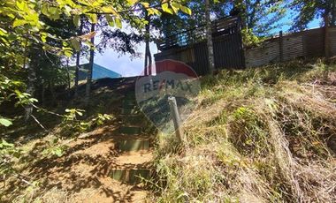 Gran parcela con tres casas en Valdivia.