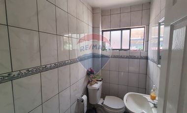 Gran parcela con tres casas en Valdivia.